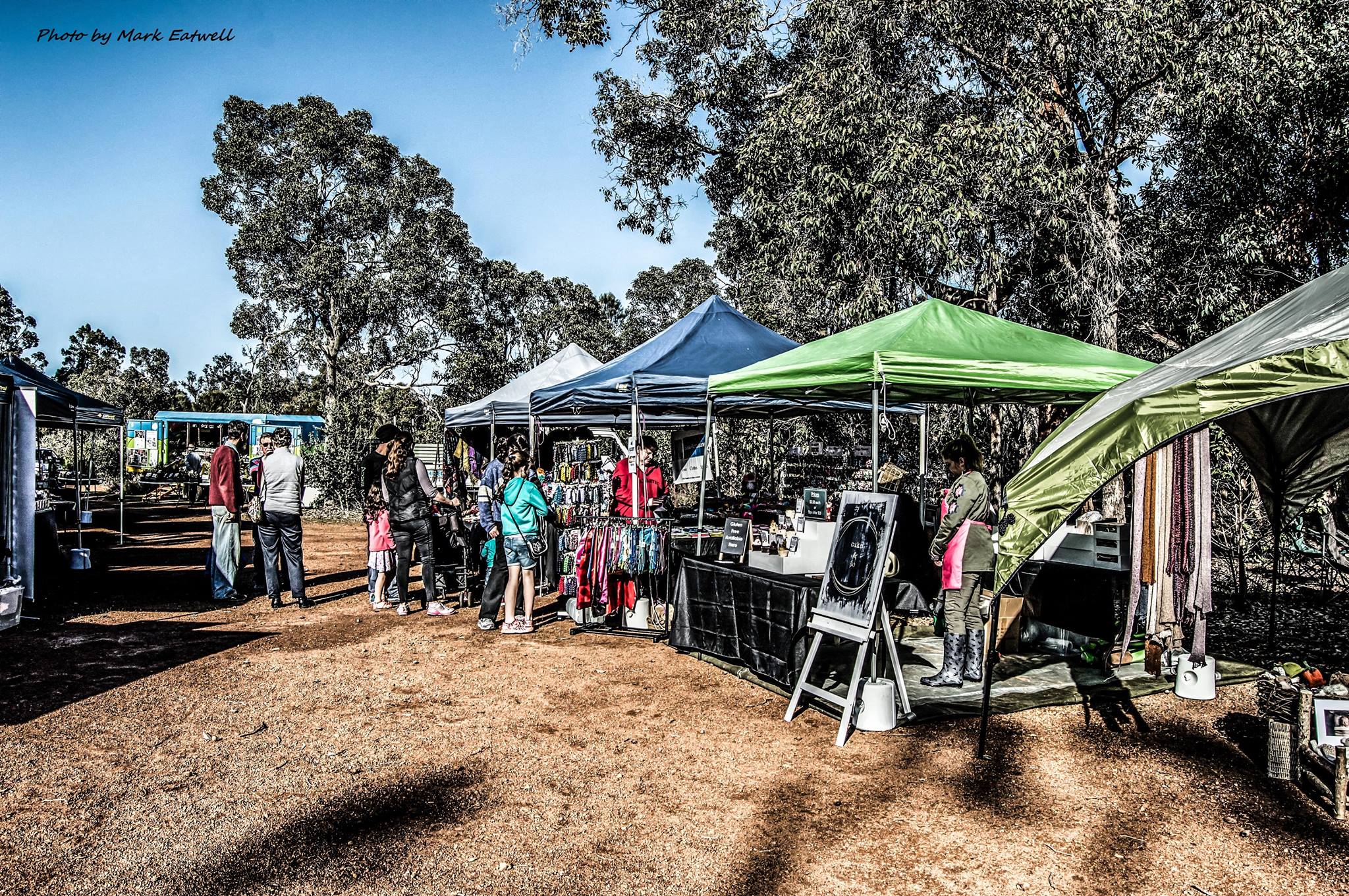 Bedfordale Bush Market